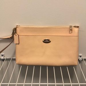 Coach Clutch Apricot